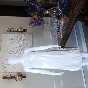 Victoria's Secret Gold Label Elegant White Slip Lace. Size L